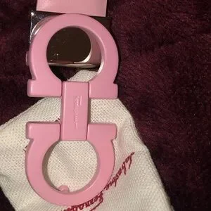 NWT Salvatore Ferragamo Pink Leather Belt with Pink Buckle NWT Salvatore Ferragamo Pink Leather Belt with Pink Buckle main image 3